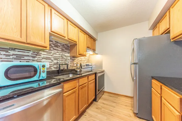 $195,000 | 2482 Eagles Circle, Unit 6, Ypsilanti, MI 48197