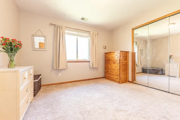 $195,000 | 2482 Eagles Circle, Unit 6, Ypsilanti, MI 48197