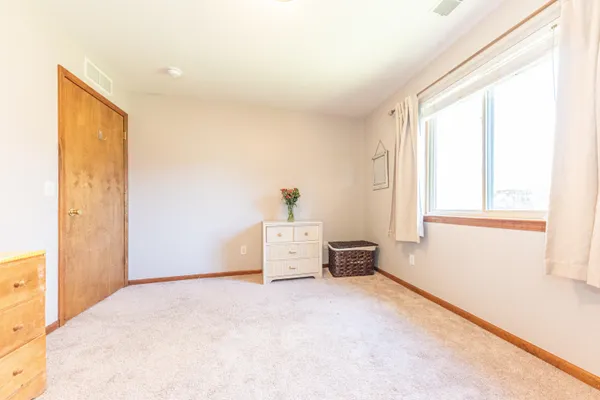 $195,000 | 2482 Eagles Circle, Unit 6, Ypsilanti, MI 48197