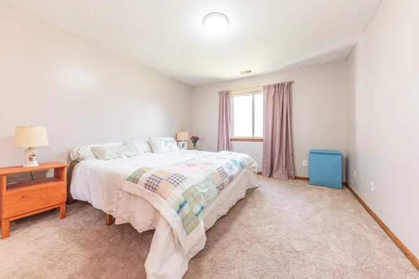 $195,000 | 2482 Eagles Circle, Unit 6, Ypsilanti, MI 48197