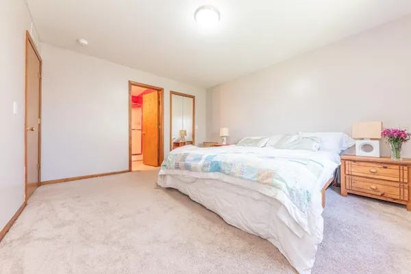 $195,000 | 2482 Eagles Circle, Unit 6, Ypsilanti, MI 48197