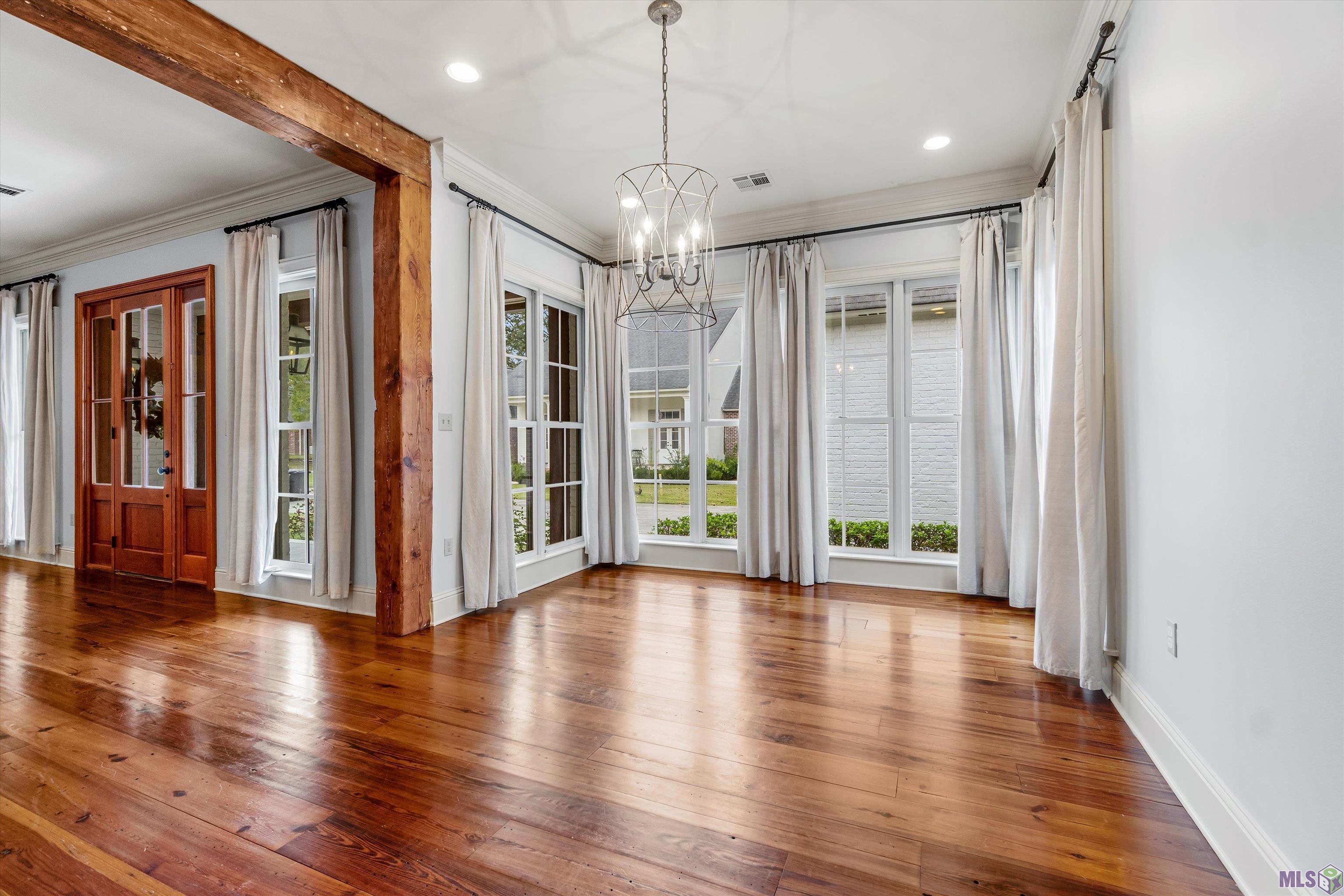 9848 Grenwich Avenue Baton Rouge, LA 70809 - Photo 4 of 29