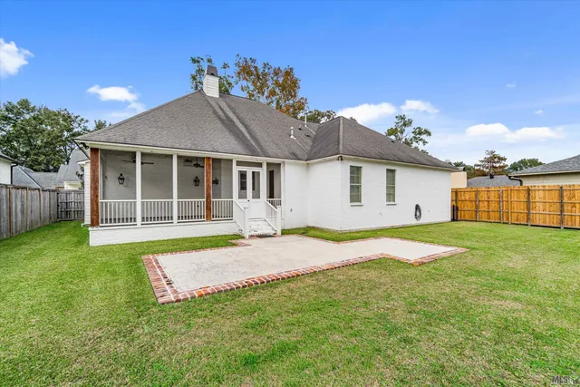 $650,000 | 9848 Grenwich Avenue, Baton Rouge, LA 70809