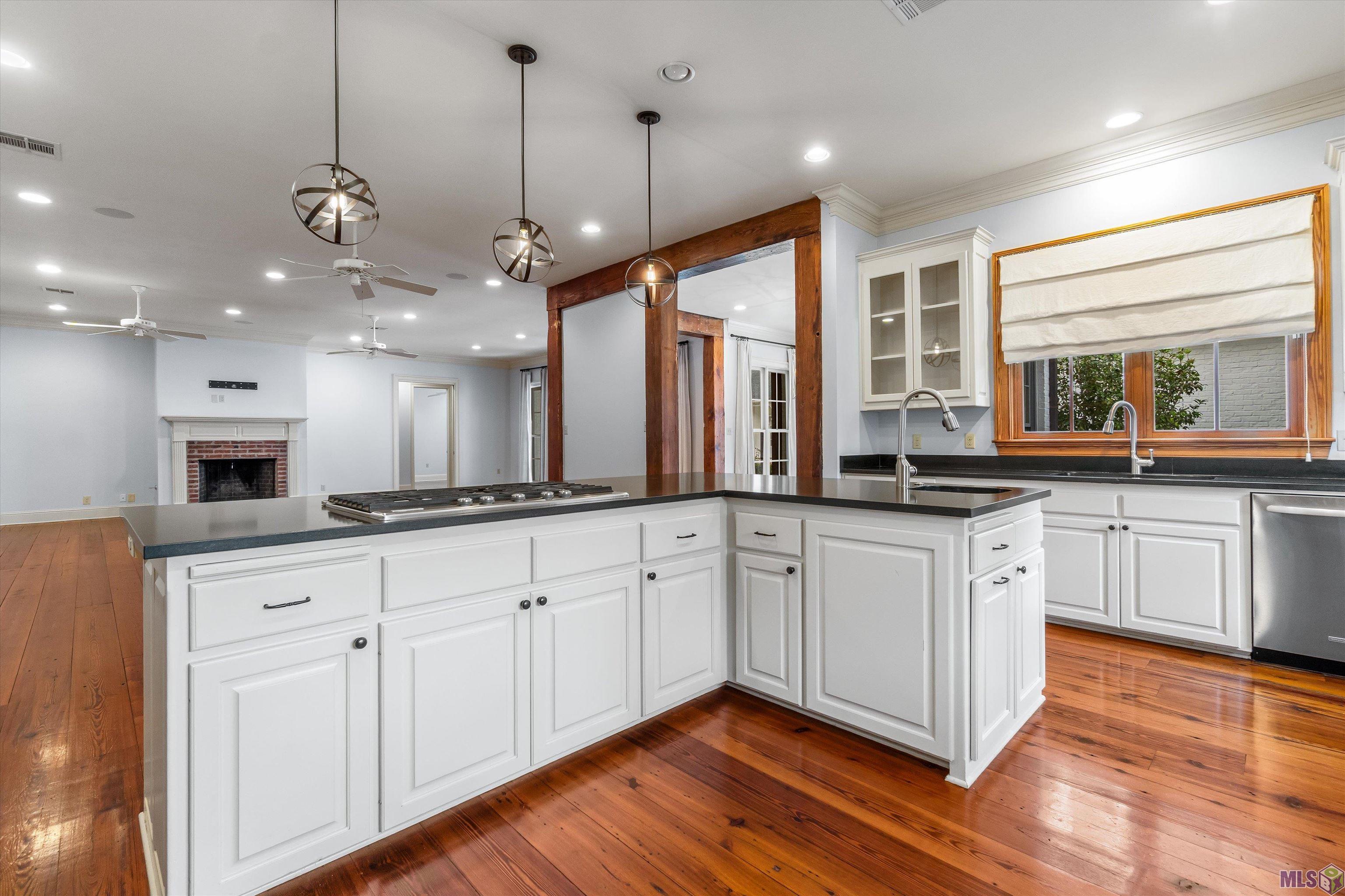 9848 Grenwich Avenue Baton Rouge, LA 70809 - Photo 8 of 29