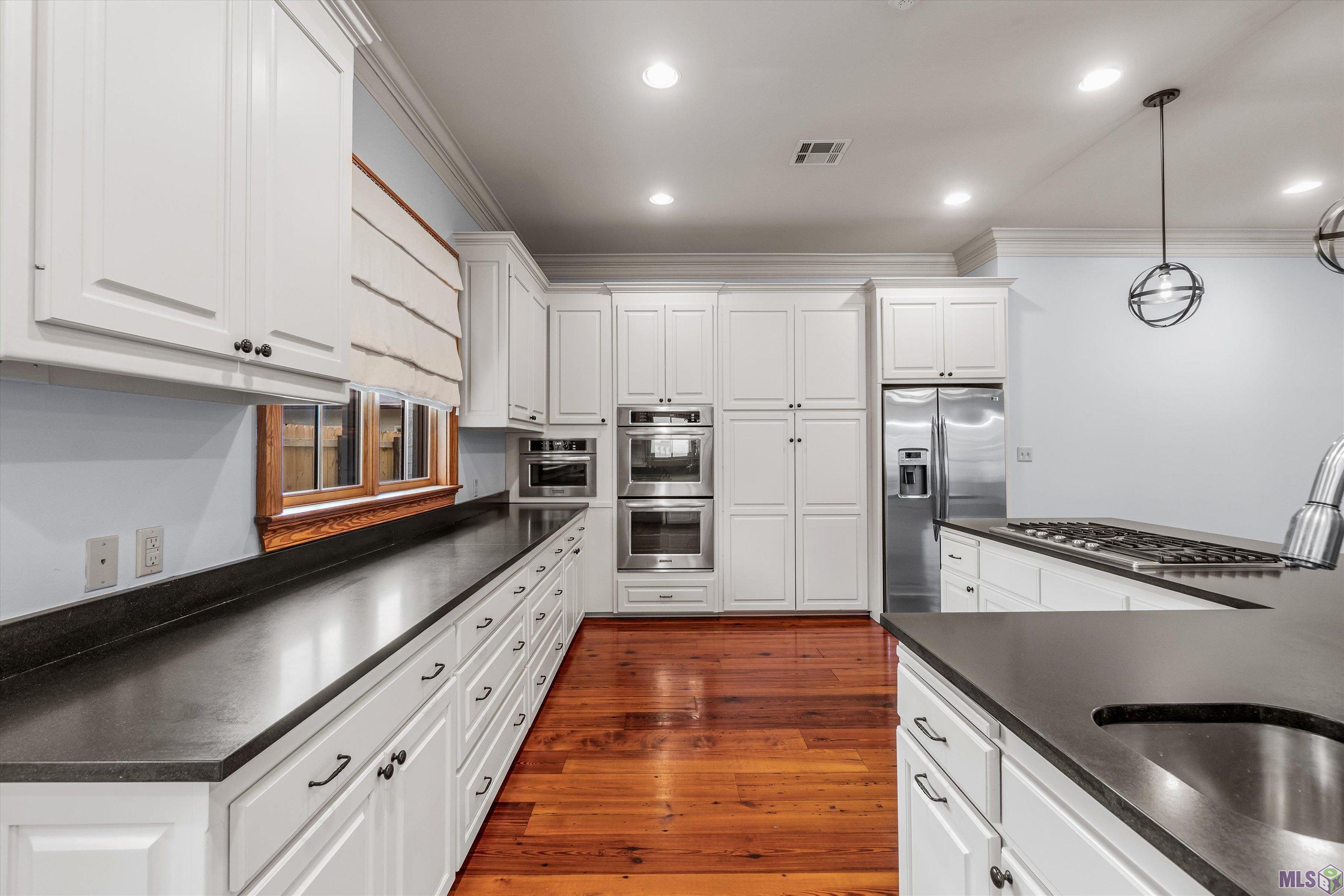 9848 Grenwich Avenue Baton Rouge, LA 70809 - Photo 9 of 29