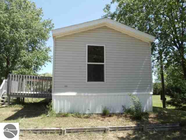 7451 North Alexander Road Free Soil, MI 49411 - Photo 7 of 19 1722898-6.JPG