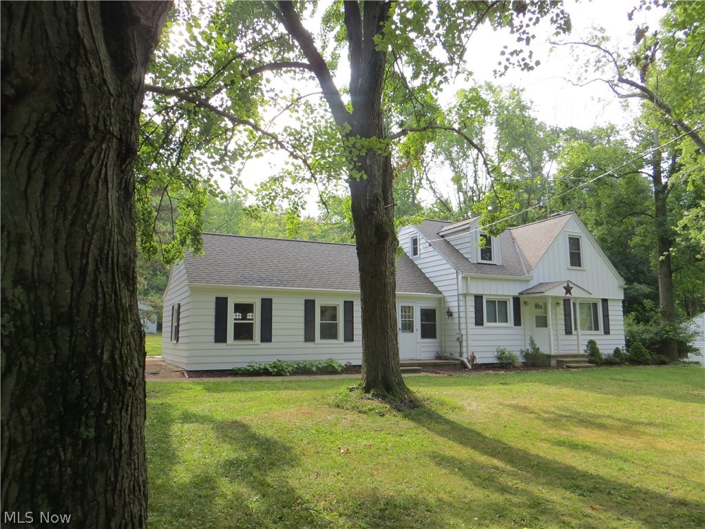 7265 Walton Road Walton Hills, OH 44146 - Photo 3 of 34