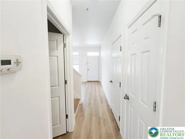 $2,650 | 937 King Way, Breinigsville, PA 18031