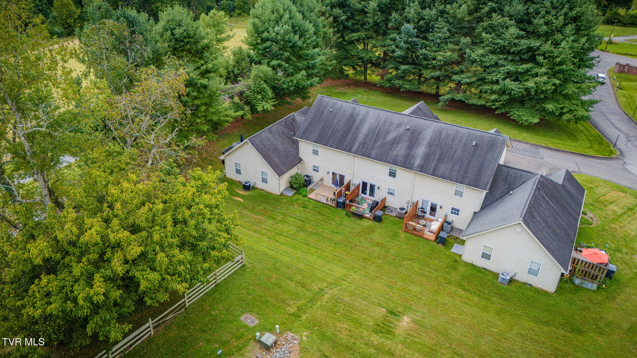 254 Booher Road, Unit A4 Bristol, TN 37620 - Photo 30 of 32 103