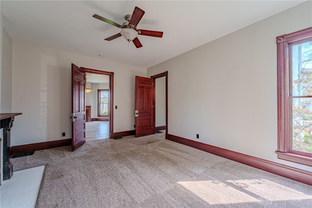 308 Yankee Road Middletown, OH 45044 - Photo 17 of 47 Bright and airy room with inviting doorways and elegant wood trim.