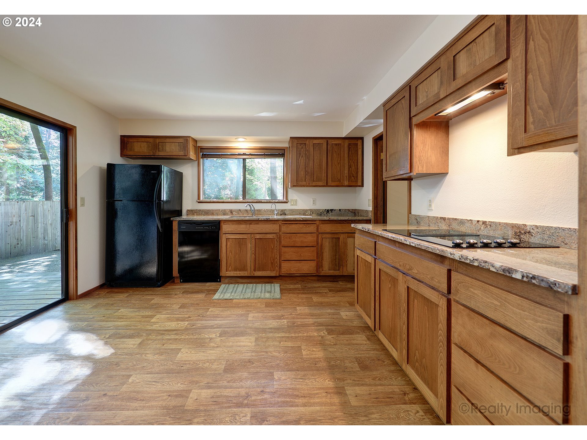 17485 Southwest Rivendell Drive Portland, OR 97224 - Photo 9 of 31 Gallery Image 9
