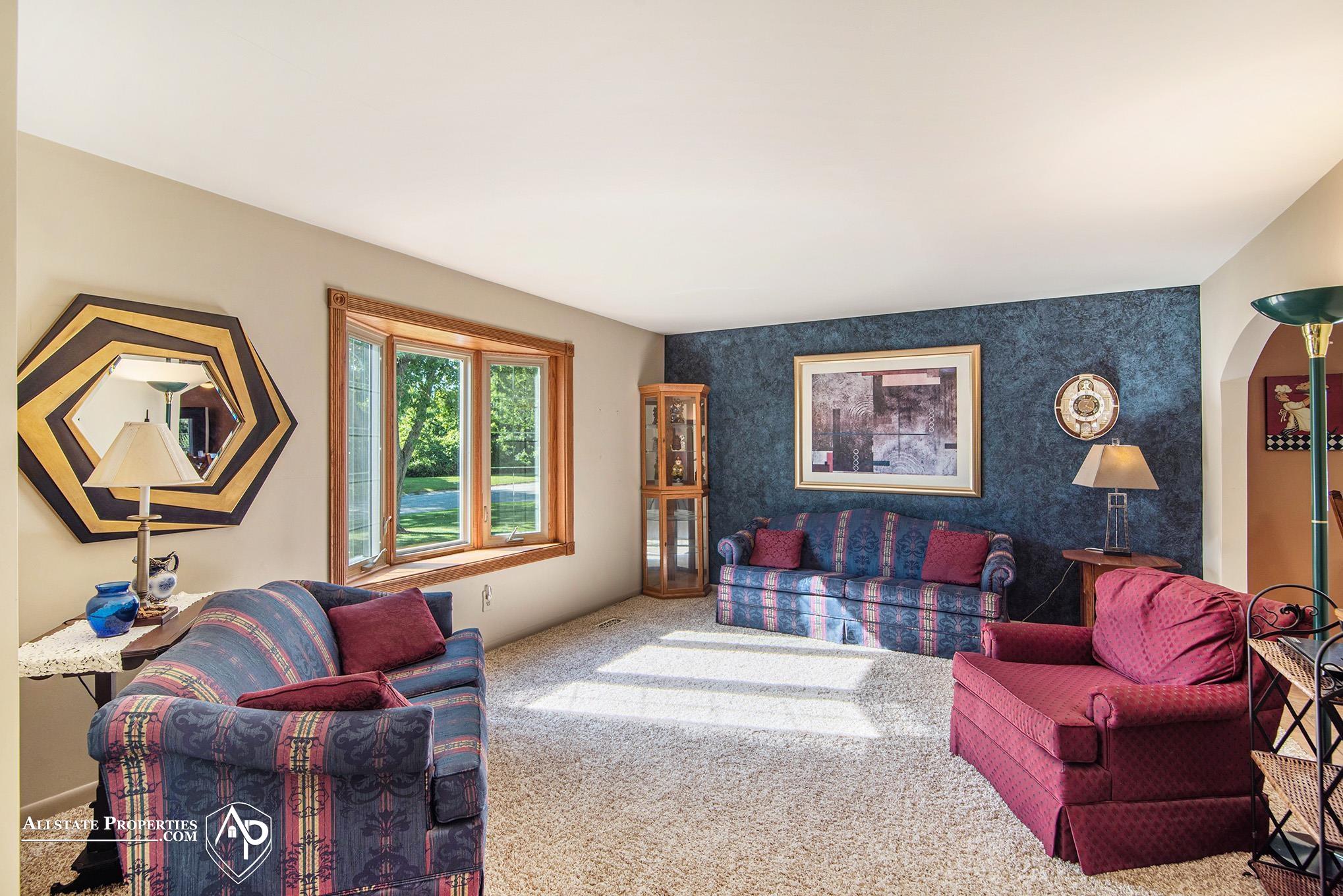1031 Stonehenge Road Flint, MI 48532 - Photo 4 of 34