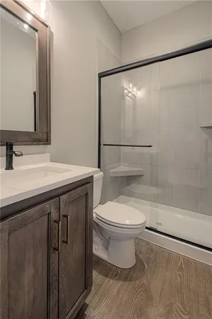 $739,990 | 17157 South Laurelwood Street, Olathe, KS 66062