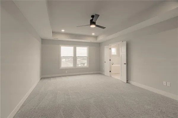 $739,990 | 17157 South Laurelwood Street, Olathe, KS 66062