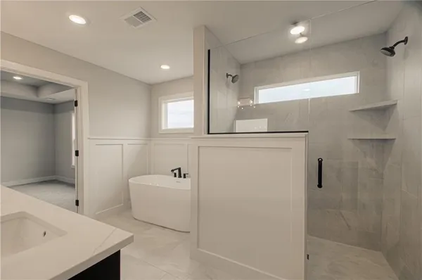 $739,990 | 17157 South Laurelwood Street, Olathe, KS 66062