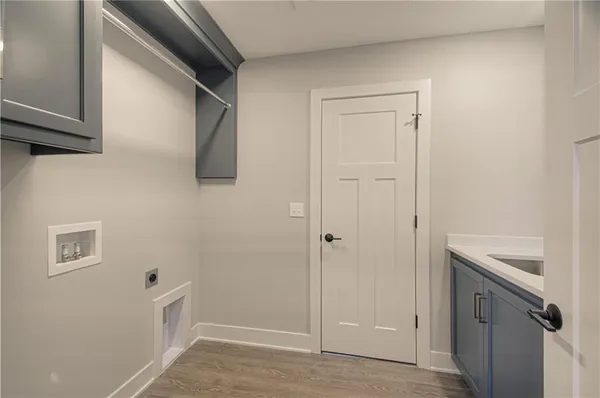 $739,990 | 17157 South Laurelwood Street, Olathe, KS 66062