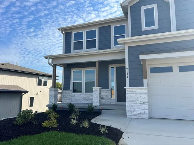 $749,865 | 17157 South Laurelwood Street, Olathe, KS 66062