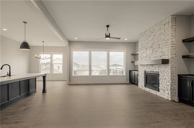 $749,865 | 17157 South Laurelwood Street, Olathe, KS 66062