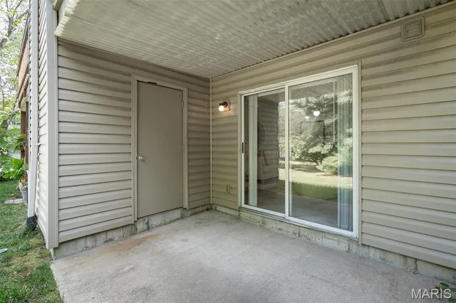 $130,000 | 10 Sugarwood Court, Unit 3, St. Peters, MO 63376