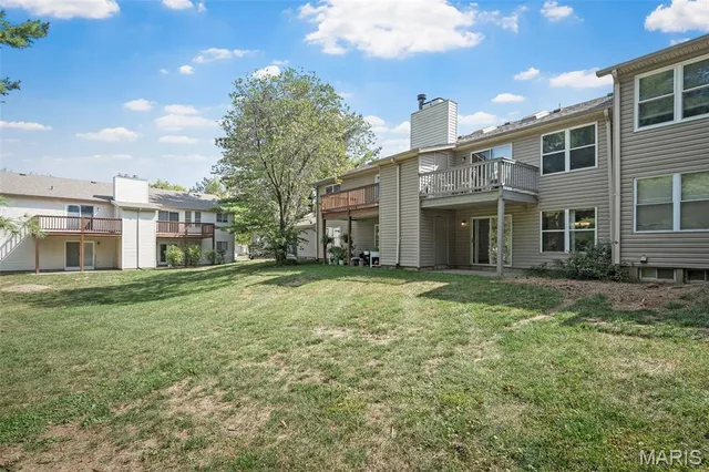 $130,000 | 10 Sugarwood Court, Unit 3, St. Peters, MO 63376