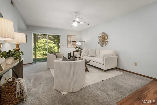 $130,000 | 10 Sugarwood Court, Unit 3, St. Peters, MO 63376