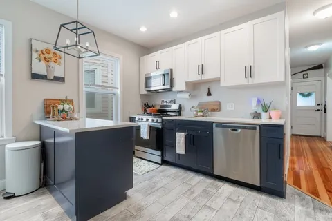 $1,900,000 | 24 Buttonwood Street, Boston, MA 02125