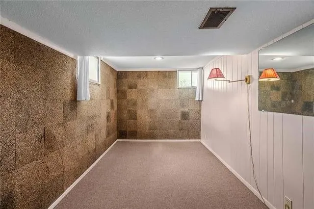 $1,150 | 5930 King Street, Shawnee, KS 66203