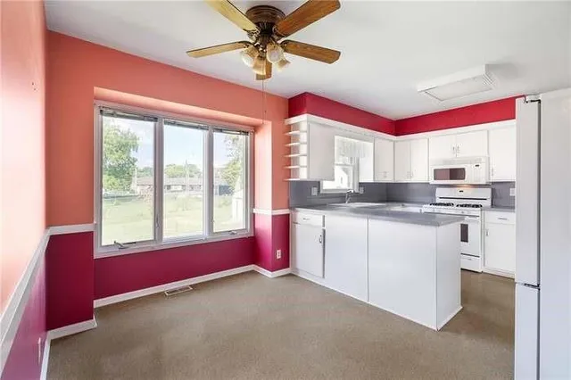 $1,150 | 5930 King Street, Shawnee, KS 66203