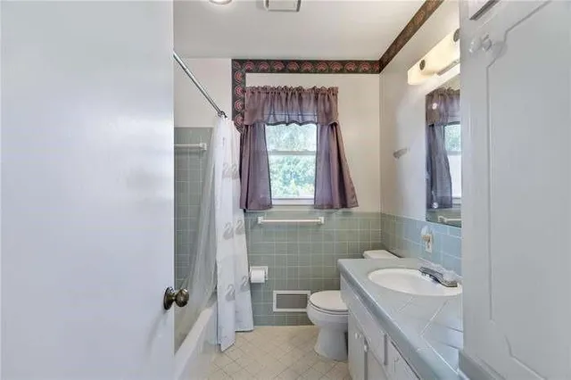 $1,150 | 5930 King Street, Shawnee, KS 66203