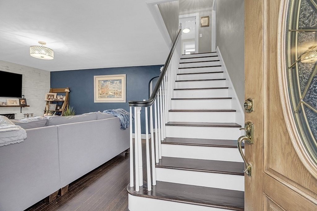 19 Audubon Road Framingham, MA 01701 - Photo 4 of 42 Gallery Image 4