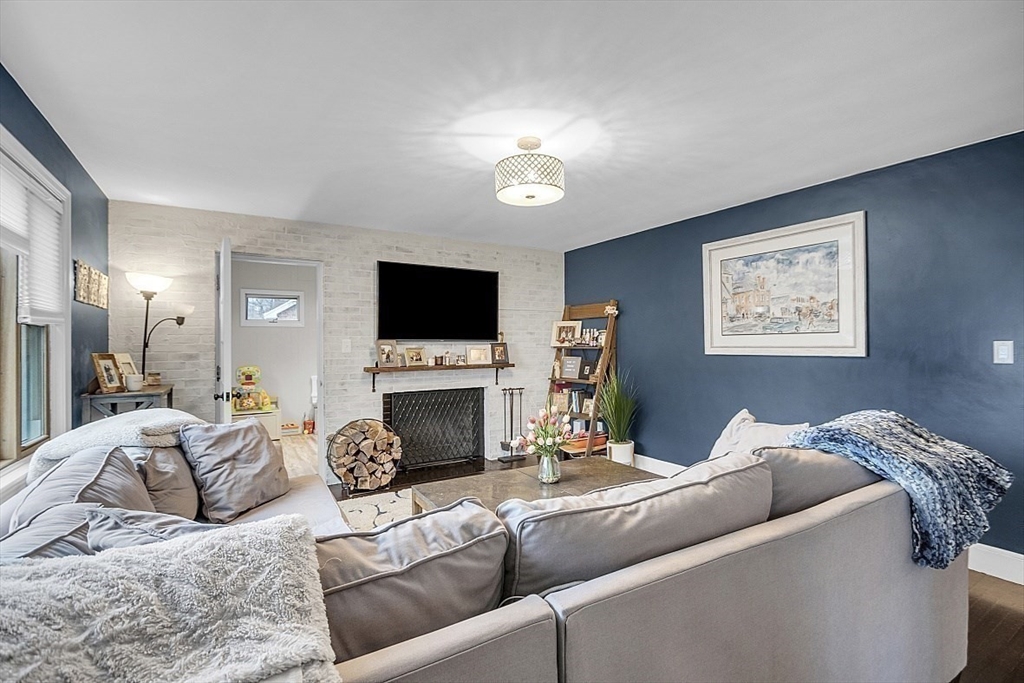 19 Audubon Road Framingham, MA 01701 - Photo 5 of 42 Gallery Image 5