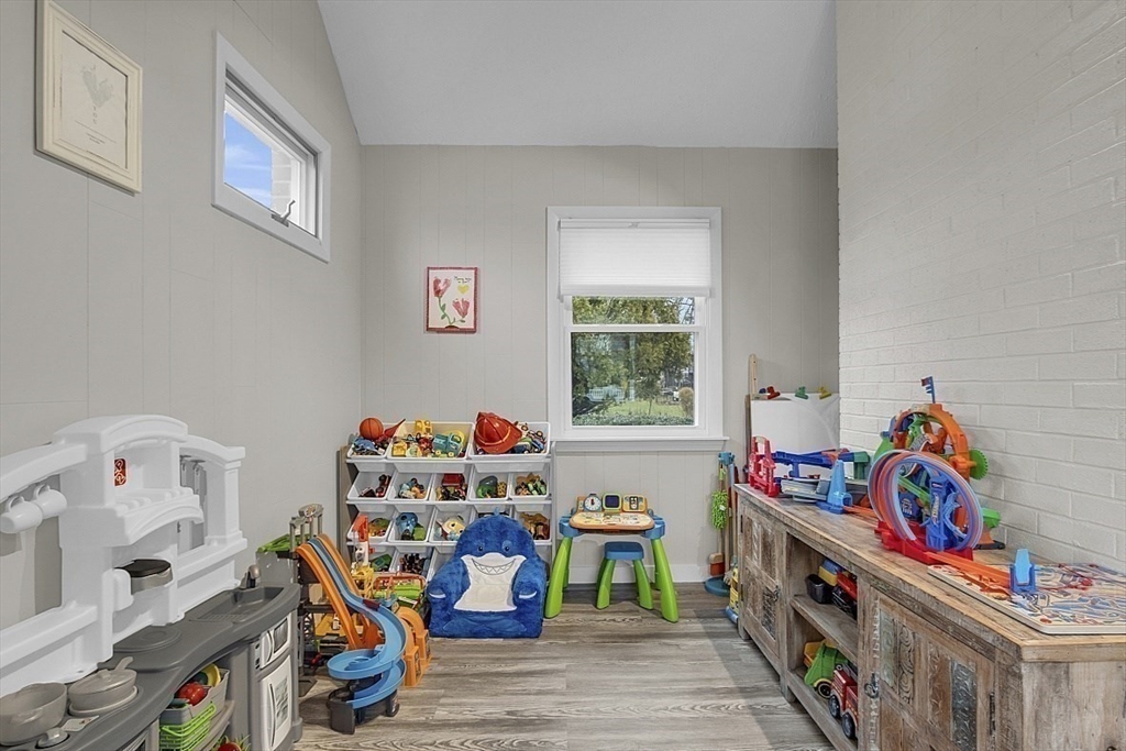 19 Audubon Road Framingham, MA 01701 - Photo 10 of 42 Gallery Image 10