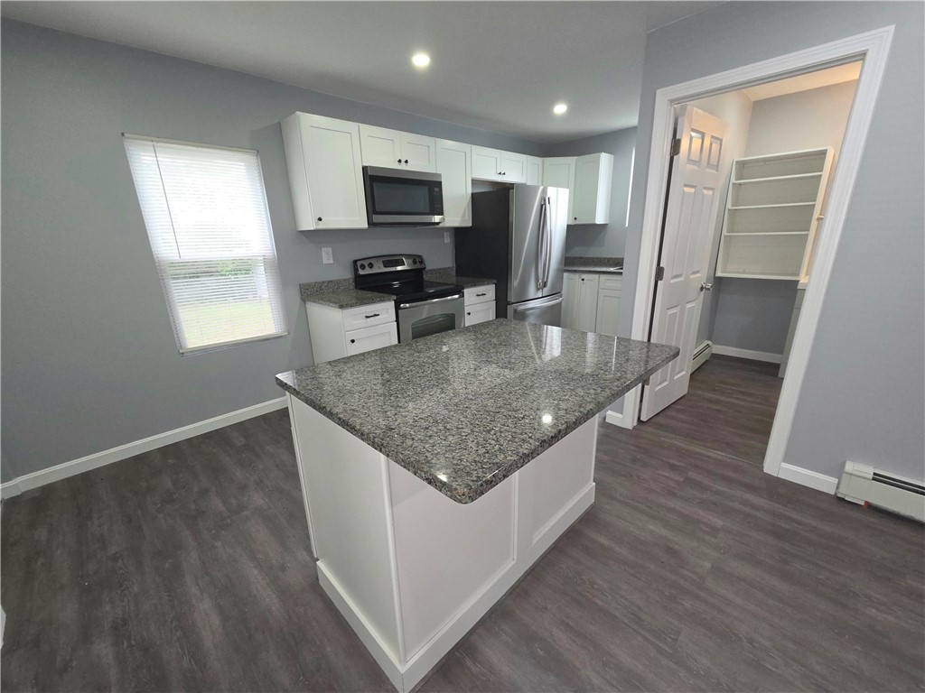 32 Gooding Street Pawtucket, RI 02860 - Photo 16 of 31