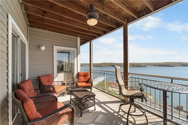 $345,000 | 30 Palisades Lakeview Drive, Unit 2B, Lake Ozark, MO 65049