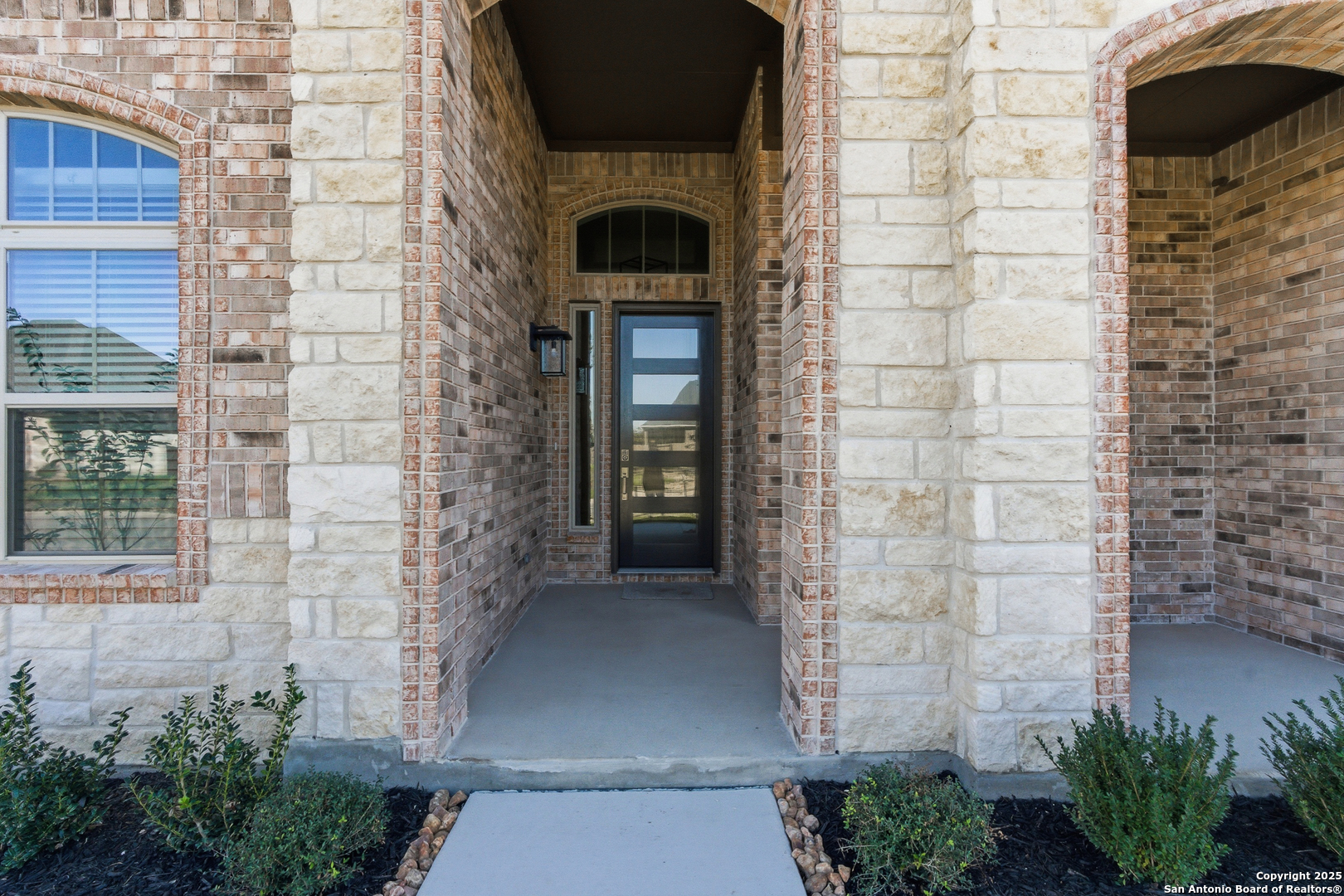 524 Caliban Cibolo, TX 78108 - Photo 5 of 39