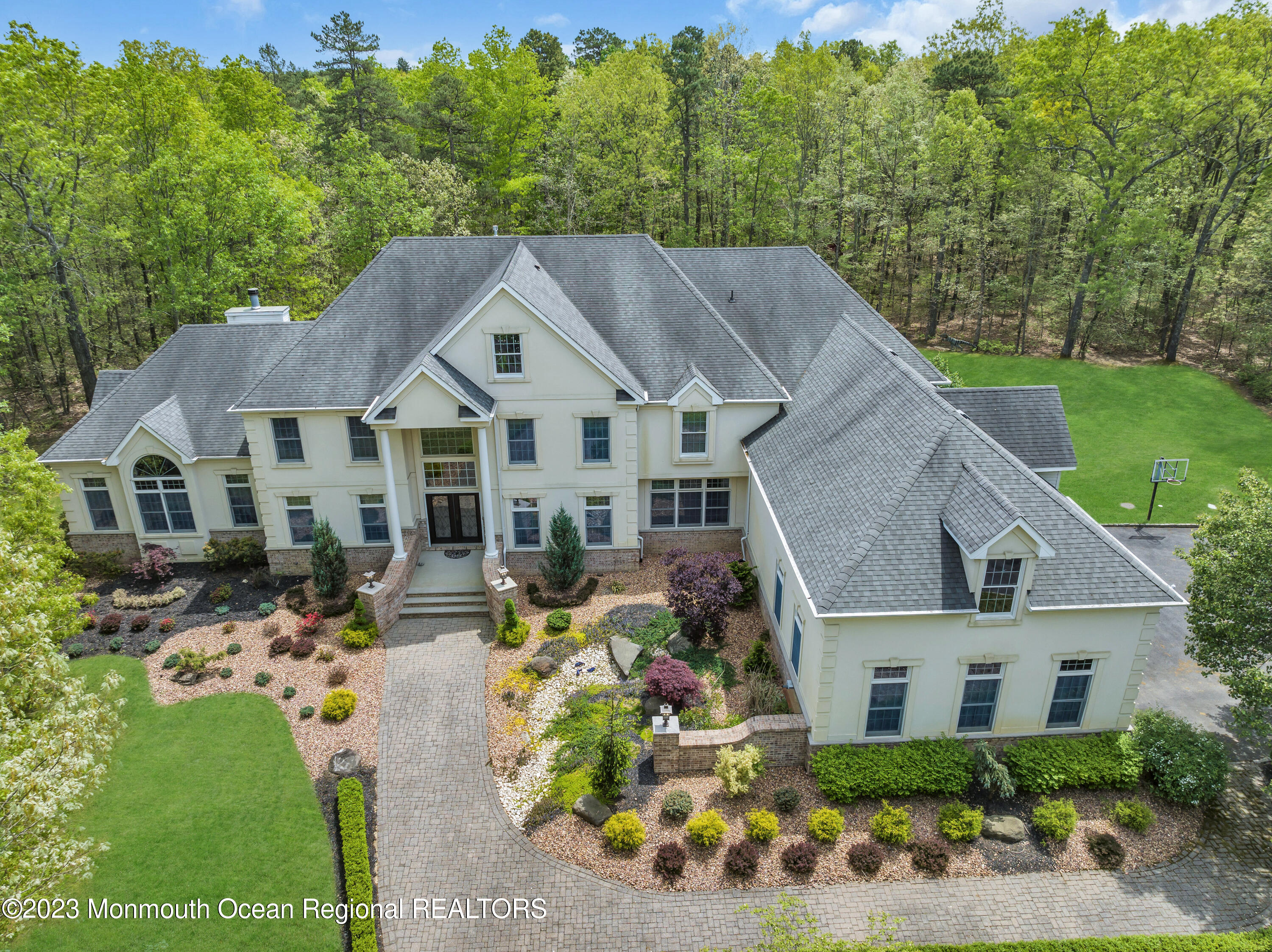 143 Savannah Road Jackson, NJ 08527 - Photo 3 of 119 Front