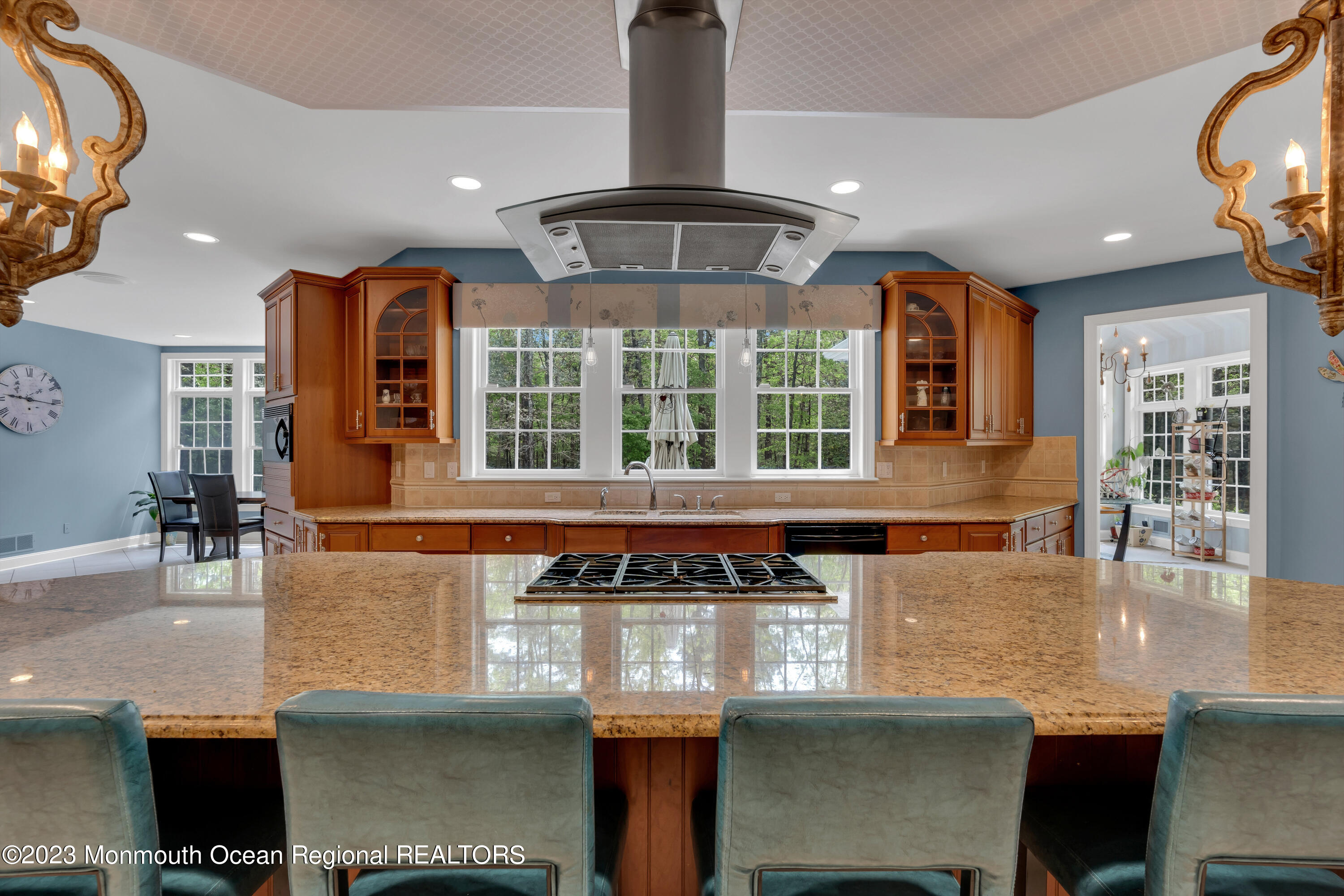 143 Savannah Road Jackson, NJ 08527 - Photo 38 of 119 Kitchen