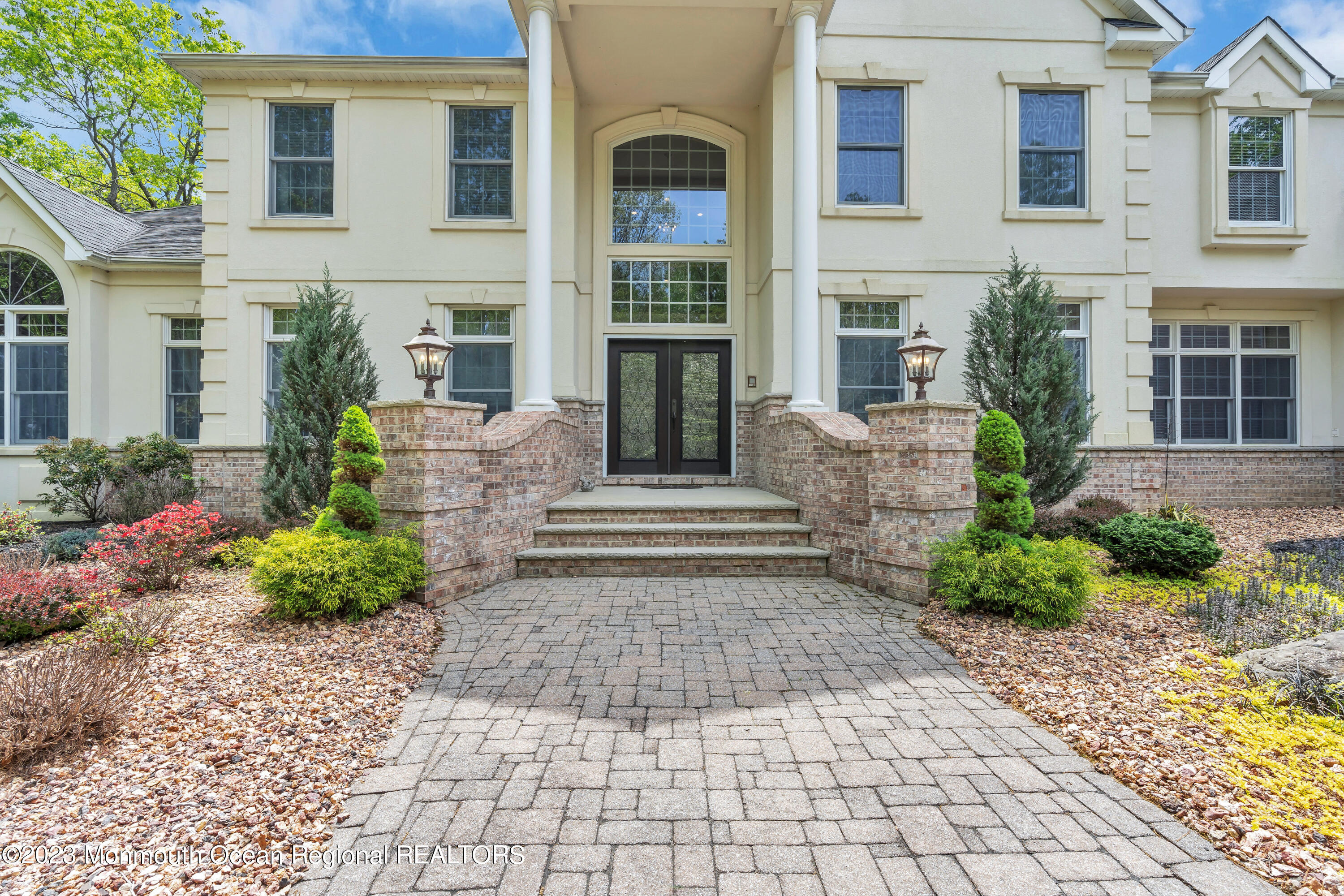 143 Savannah Road Jackson, NJ 08527 - Photo 6 of 119 Front