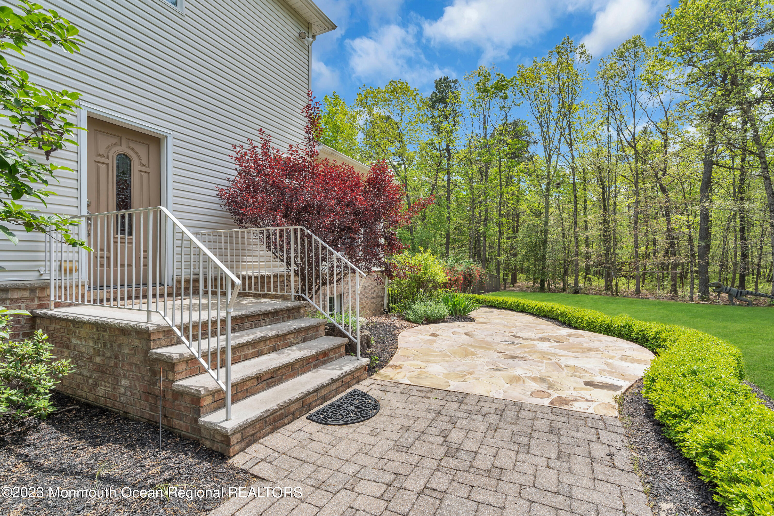 143 Savannah Road Jackson, NJ 08527 - Photo 92 of 119 Side Entrance