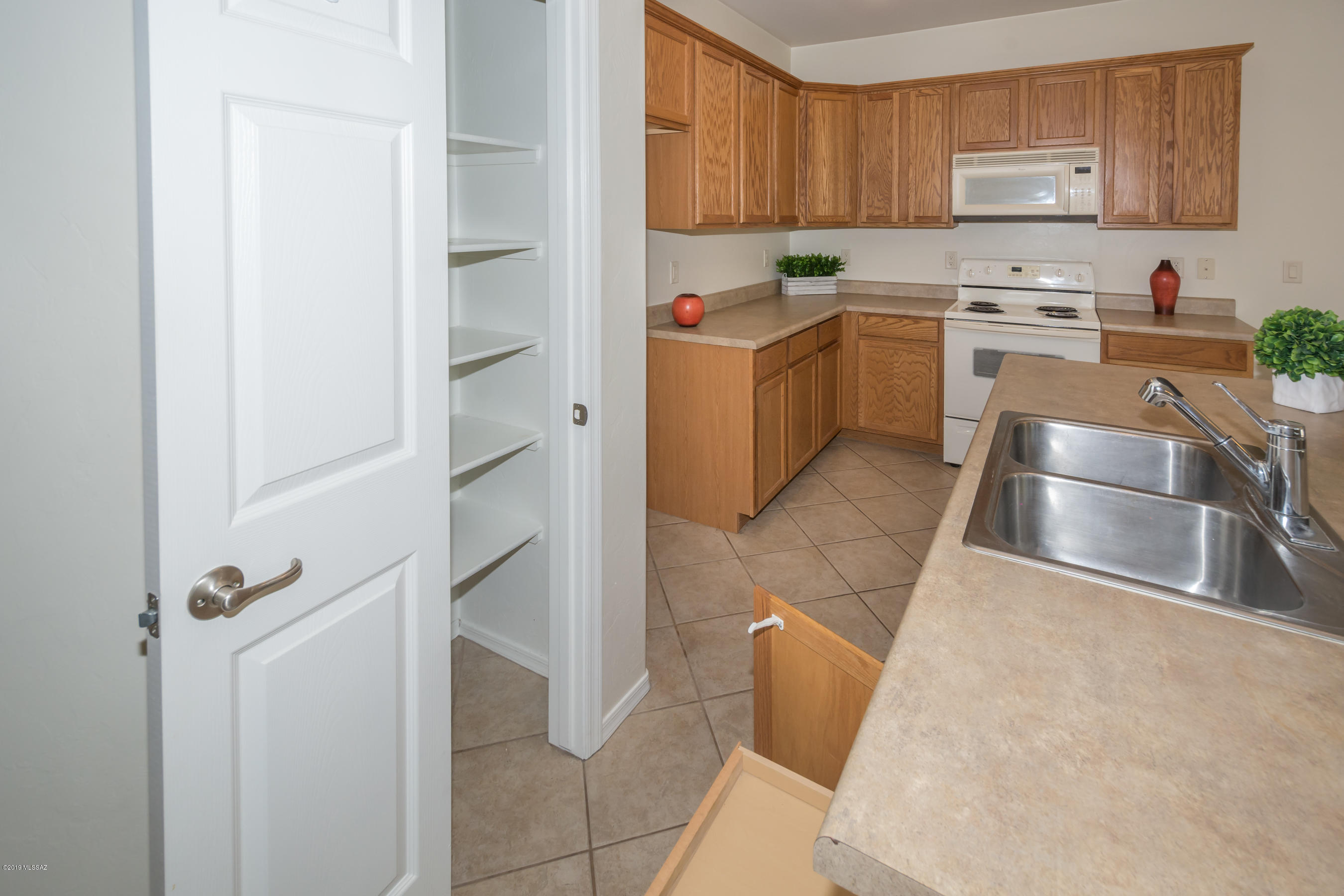 11784 North Peaceful Night Road Tucson, AZ 85737 - Photo 11 of 44