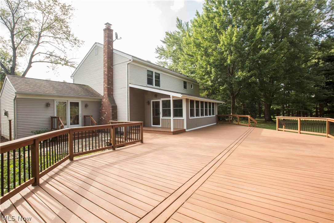 6917 Hudson Road Kent, OH 44240 - Photo 7 of 35