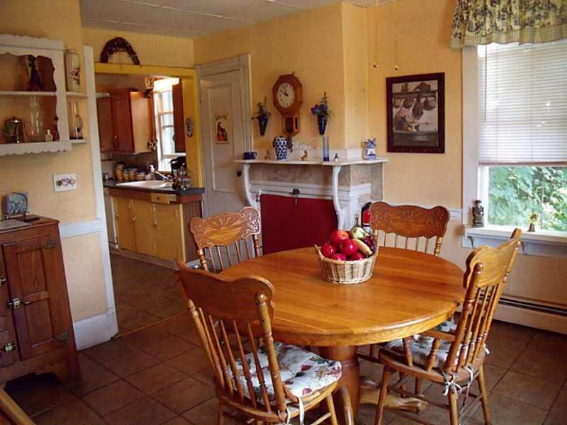 467 Danforth Street Portland, ME 04102 - Photo 14 of 32 Dining Room.