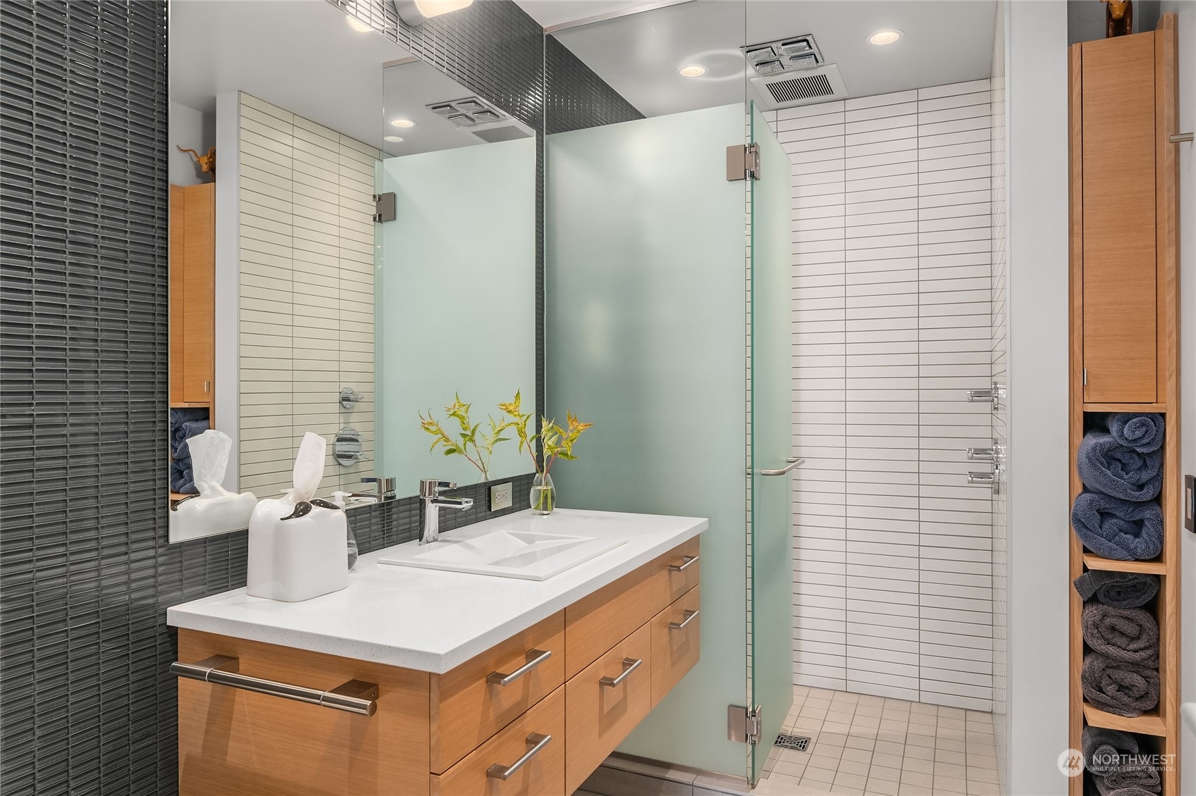 302 Lakeside Avenue South, Unit 102 Seattle, WA 98144 - Photo 33 of 37