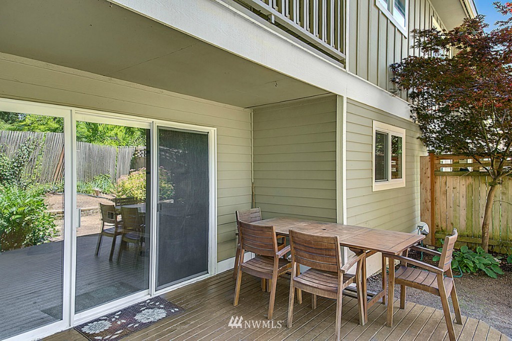 7809 218th Street Southwest, Unit 4 Edmonds, WA 98026 - Photo 3 of 13 Gallery Image 3
