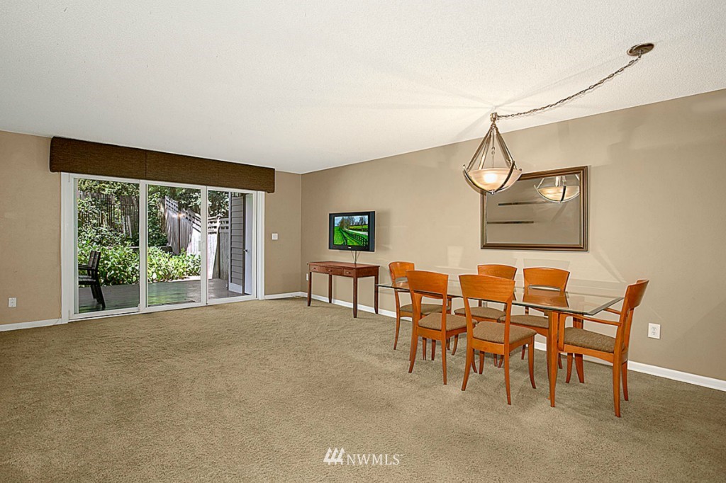 7809 218th Street Southwest, Unit 4 Edmonds, WA 98026 - Photo 8 of 13 Gallery Image 8