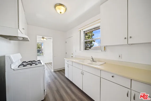 $2,749,000 | 823 West 25th Street, San Pedro, CA 90731