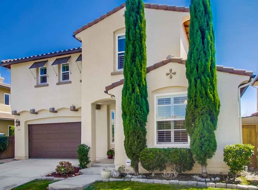 4751 Crater Rim Road Carlsbad, CA 92010 - Photo 3 of 25 Welcome to 4751 Crater Rim Road, a family & child friendly community of the luxury homes at Ravinia. This complex has a beautiful community pool and spa and is across the street from the new Sage Creek High School. Close to pristine beaches & Legoland!