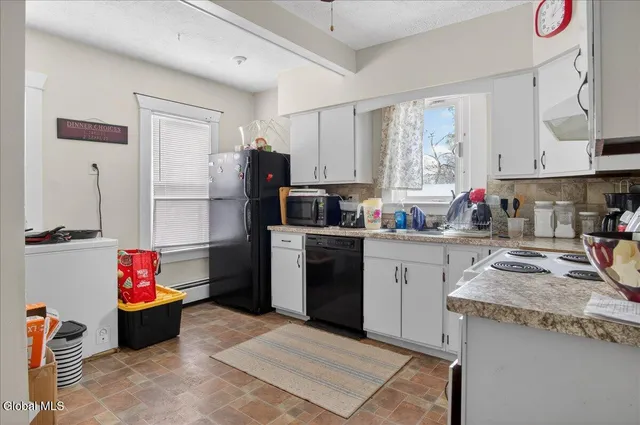 $289,900 | 3418 Albany Street, Niskayuna, NY 12304