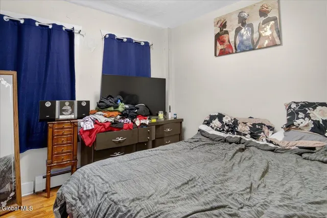 $289,900 | 3418 Albany Street, Niskayuna, NY 12304