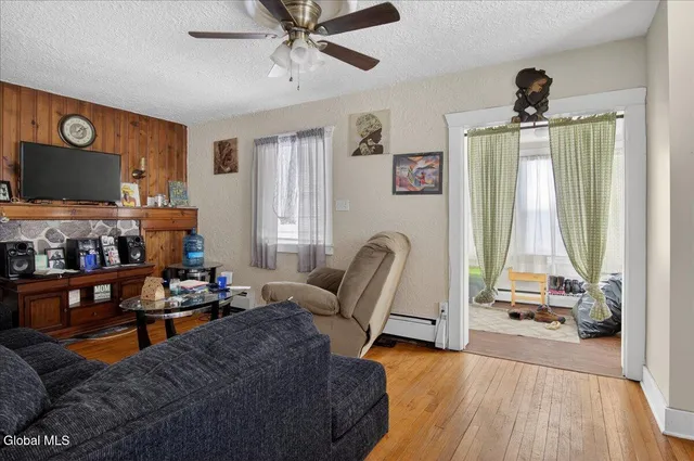 $289,900 | 3418 Albany Street, Niskayuna, NY 12304